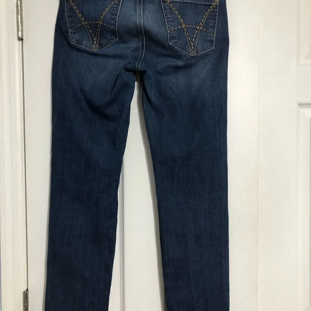 Kut from the Kloth‎ women's size 6 straight leg medium to dark wash